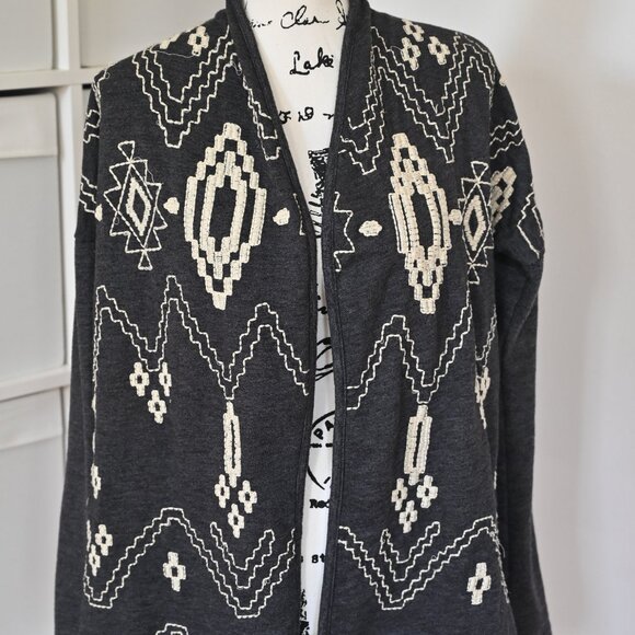 Lucky Brand Lucky Lotus Gray Knit Cardigan Sweater Tribal Embroidery SMALL - Picture 1 of 7